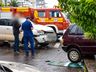 Colisão entre carro e caminhonete deixa mulher ferida em São Miguel do Oeste