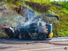 Fogo destrói colheitadeira na BR-282 em Paraíso 