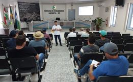 Anchieta renova parceria para prestação de Assistência na Apicultura