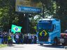 Após determinação da Justiça, PRF desmobiliza bloqueios de manifestantes em SMOeste