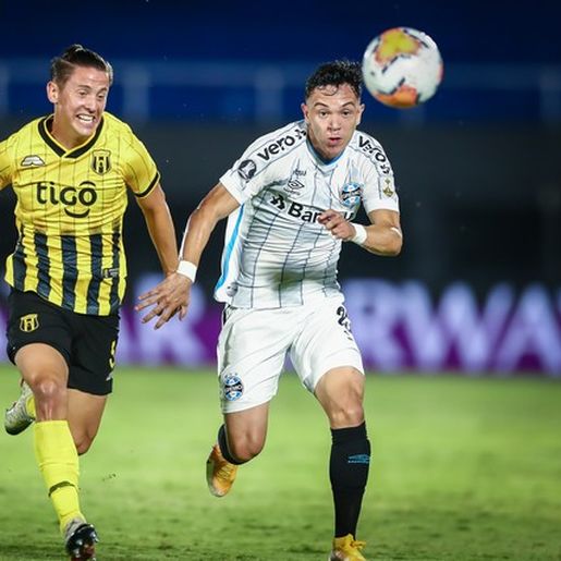 Grêmio ganha no Paraguai e abre vantagem na Libertadores