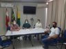 Prefeitura assina ordem de serviços e empresa inicia obras de pavimentação com pedras irregulares