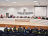 Vereadores aprovam venda de 23 veículos e máquinas da prefeitura de SMO