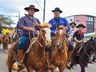 Cavalgada em homenagem ao Dia do Gaúcho ocorre em São Miguel do Oeste