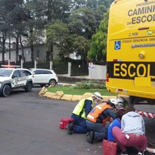 Idosa é atropelada por ônibus no centro de São Lourenço do Oeste