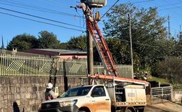 Frio provoca rompimento de cabos de energia em Campo Erê