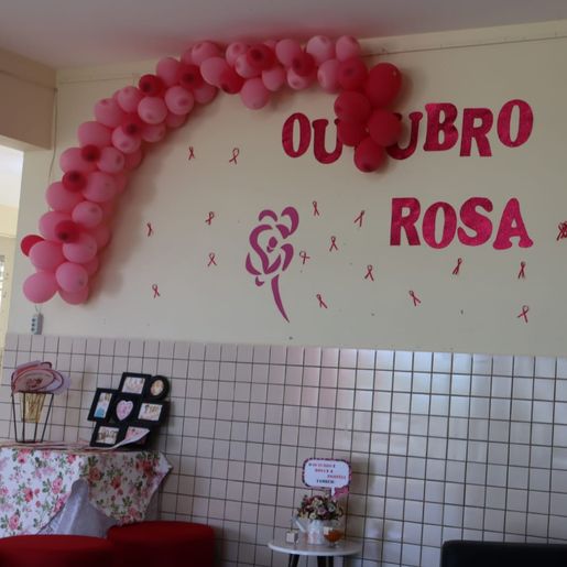 Escola Raul Pompéia realiza evento alusivo ao Outubro Rosa
