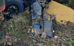 Acidente entre caminhões deixa dois feridos na SC-161, em Romelândia  