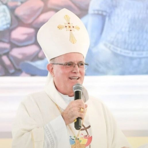 Arcebispo de Chapecó deixa UTI após complicações de malária 
