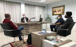 Trevisan pede para JBS doação de equipamentos para Saúde de SMOeste 