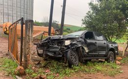 Colisão lateral entre camionetes deixa dois feridos na SC-163 em Descanso 