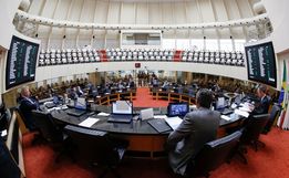 Deputados aprovam orçamento SC para 2021 com déficit de mais de R$ 1,2 bilhão