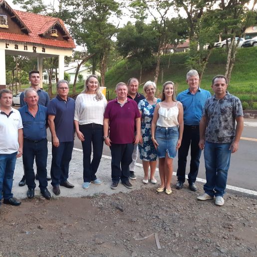 Governadora em exercício diz que região precisa de valorização do governo em rodovias