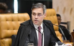 STF bloqueia R$ 389 milhões do sindicato de aposentados em investigação sobre fraude no INSS