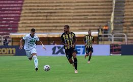 Chapecoense empata com o Volta Redonda e vira vice-líder da Série B