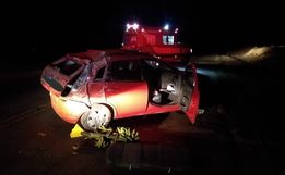 Capotamento na BR-163 deixa uma pessoa ferida
