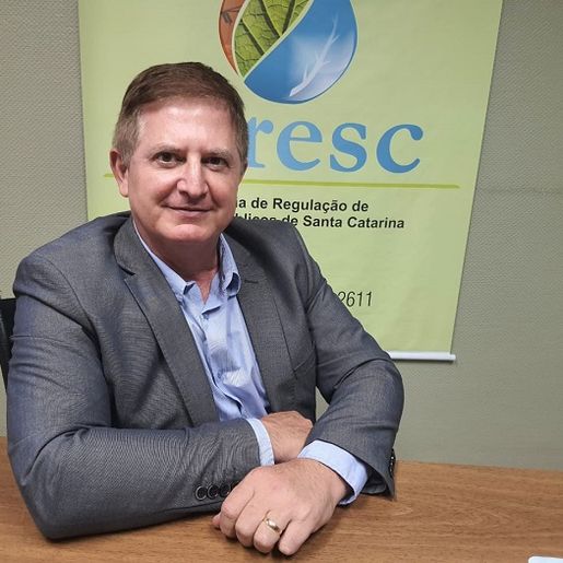 João Grando é reeleito presidente da Aresc e reforça papel da regulação