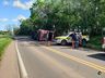 Motorista sofre ferimentos em tombamento de carreta na SC-163