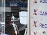Bancos adotam medidas, mas registram filas e aglomerações no retorno dos serviços