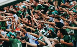Chape apresenta promoção para novos sócios-torcedores através do consulado 