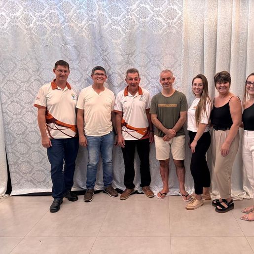 Representantes de Iporã do Oeste participaram de reunião da Associação do Turismo 