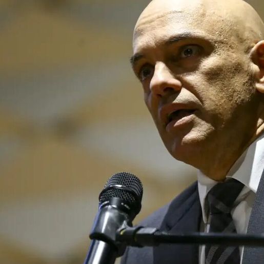  Alexandre de Moraes determina prisão de ex-assessor de Bolsonaro