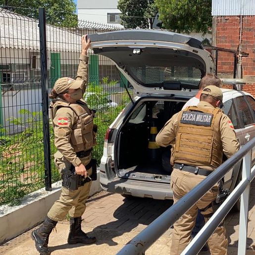 PM prende homem suspeito de atirar contra a esposa em SMOeste 
