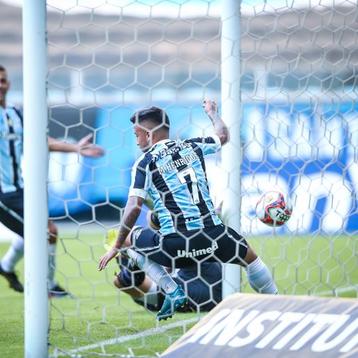 Grêmio vence o Caxias e garante vaga na final do Campeonato Gaúcho