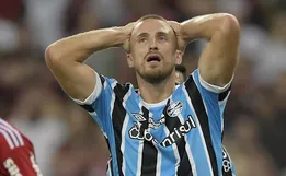 Grêmio perde com pênalti polêmico e está fora da Copa do Brasil