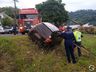 ITAPIRANGA: Condutor erra manobra em estacionamento e mobiliza bombeiros
