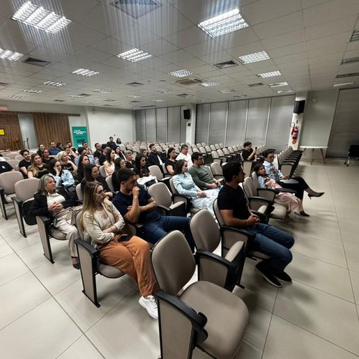 Encerramento da Escola de Vendas reúne participantes e marca certificação em SMOeste