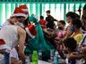 Crianças recebem presentes do Natal Solidário em São Miguel do Oeste