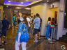 Fãs formam filas e lotam sessões para assistir Homem-Aranha 3