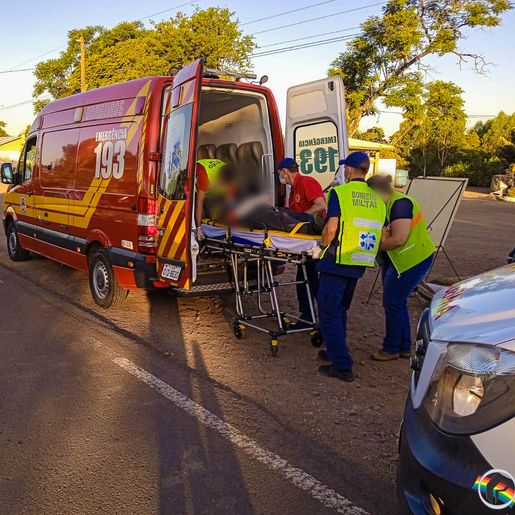 Colisão entre carro e moto deixa homem ferido na SC-163, em Itapiranga 