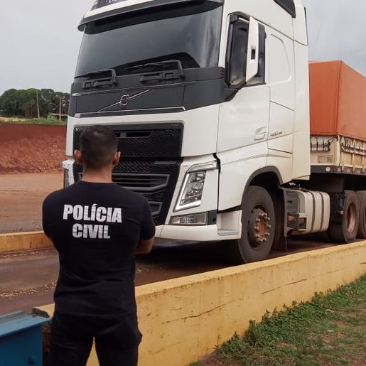 PC prende 4 homens em flagrante pelo furto de 43 toneladas de milho na região 