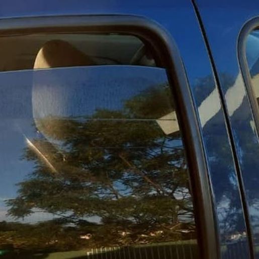 Casal abandona criança em carro para "bater fotos e passear" e é preso em SC