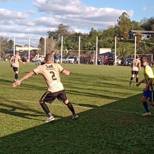 Real e Dourado empatam pelo Municipal de Itapiranga 2024