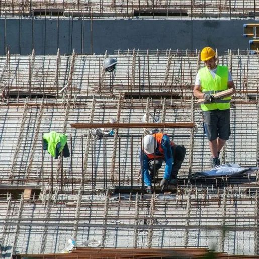  Taxa de desemprego cai para 5,4% no Brasil, aponta IBGE