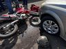 Acidente deixa motociclista ferida no centro de SMOeste 