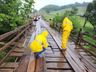 Bombeiros interditam ponte na SC-283 em Itapiranga