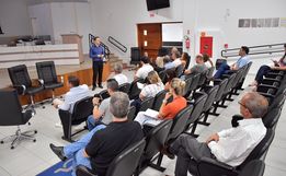  Direção do Hospital Regional apresenta projeto de ampliação aos vereadores