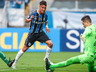 Grêmio vence o lanterna Goiás e fica próximo do G4