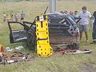 Acidente entre carro e caminhão deixa um casal e uma criança gravemente feridos na BR 163 