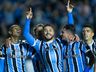Suárez perde pênalti, mas Grêmio vence o Santos na estreia do Brasileirão