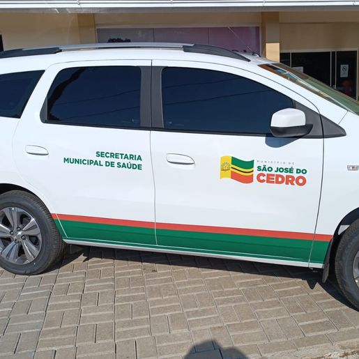 Secretaria de Saúde adquire novo veículo para transporte de pacientes