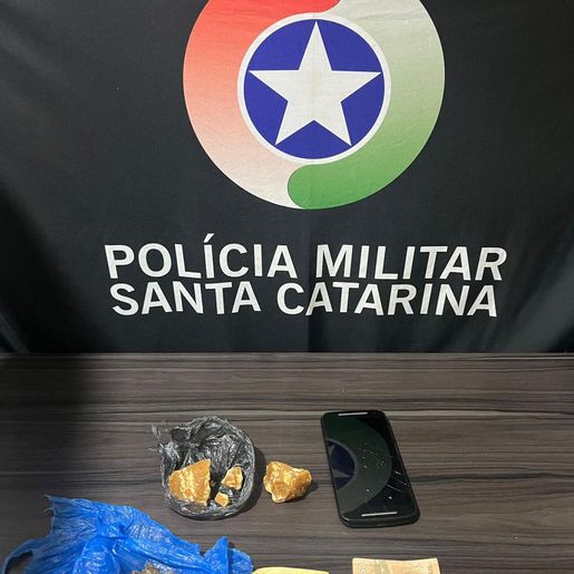 Homem é preso por tráfico de drogas no centro de Maravilha