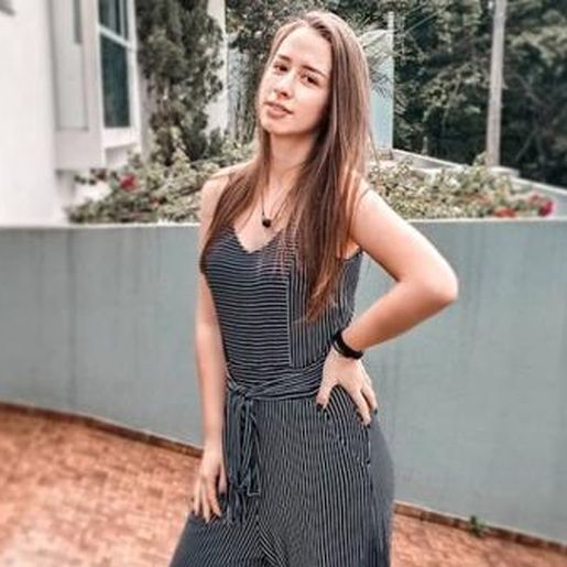 Vítima de ataque a creche em Saudades sonhava em fazer intercâmbio