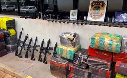 PF apreende grande quantidade de maconha e armas no Paraná