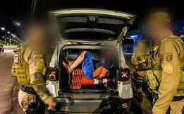 Homem é preso após tentar agarrar mulher em São Miguel do Oeste
