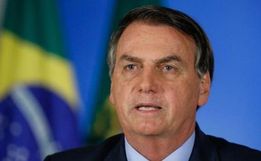 Bolsonaro critica Moisés por causa do isolamento social no estado 